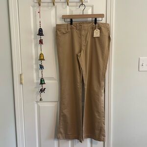 NWT Aeropostale Classic Vintage Low Rise Flare Khakis sz 13